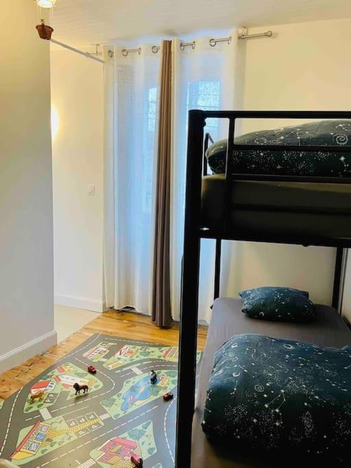 Agreable Maison De Village Avec Balcon Roiffieux المظهر الخارجي الصورة
