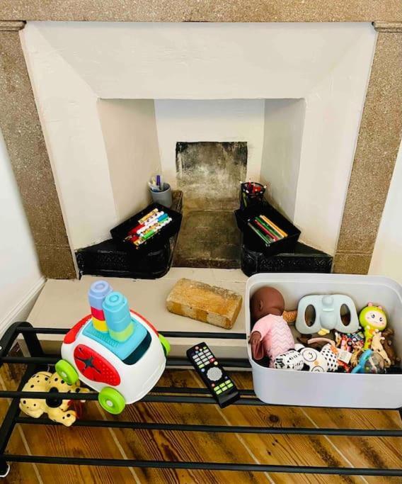 Agreable Maison De Village Avec Balcon Roiffieux المظهر الخارجي الصورة